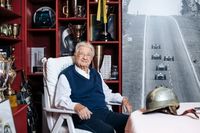 Primeiro campe&atilde;o de Le Mans pela Porsche e ex-F1, Hans Hermann morre aos 97 anos