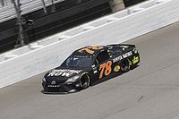 Truex amarraría título de la temporada regular si gana en Bristol