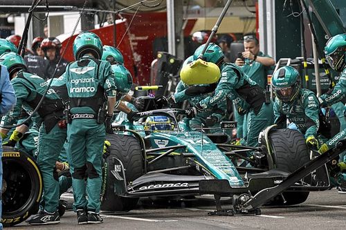 Waarom Aston Martin Alonso niet meteen op intermediates zette in Monaco