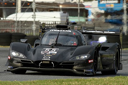 Tincknell mantuvo a Mazda arriba en la primera práctica del sábado en Daytona