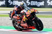 Acosta: "La KTM va muy bien, pero Marc y Alex han ido muy r&aacute;pido"
