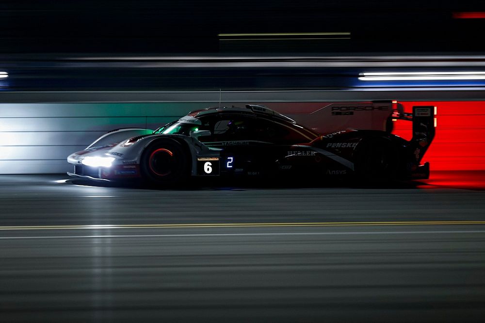 #6 Porsche Penske Motorsport Porsche 963: Nick Tandy, Mathieu Jaminet, Kevin Estre, Laurens Vanthoor