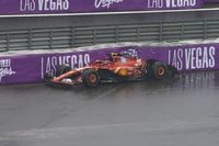 V&iacute;deo: Sainz, contra el muro; Verstappen y P&eacute;rez eliminados en Q2