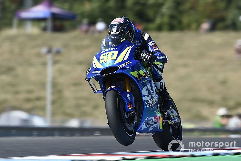 La Suzuki prova con Guintoli soluzioni 2019 di motore ed aerodinamica