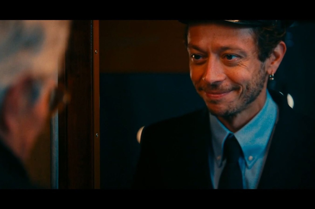 Valentino Rossi invité surprise à la cérémonie des Jeux Olympiques !