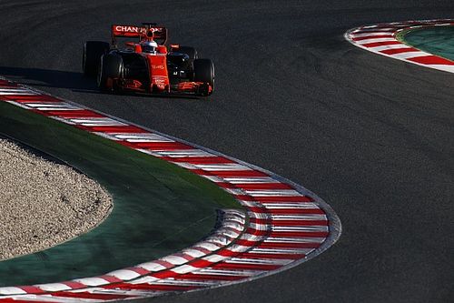McLaren confirma que Alonso estreia nova McLaren nos testes