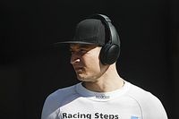 Jake Dennis sustituirá a Verstappen en prácticas con Red Bull