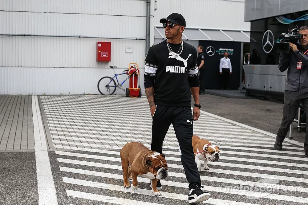 Lewis Hamilton, Mercedes AMG F1 with his dogs Coco and Roscoe