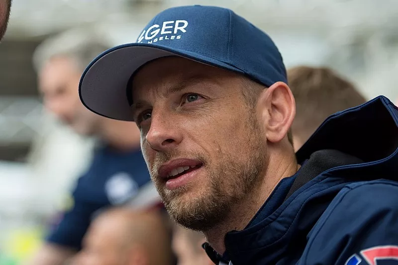 #11 SMP Racing BR Engineering BR1: Jenson Button