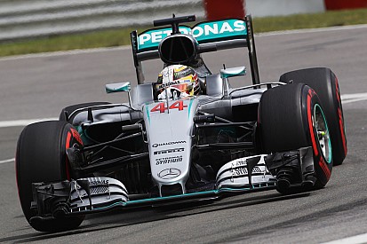 Mercedes: Times tumble on opening day in Montreal