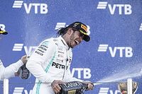 Hamilton aprovecha otro fiasco de Ferrari para ganar en Sochi