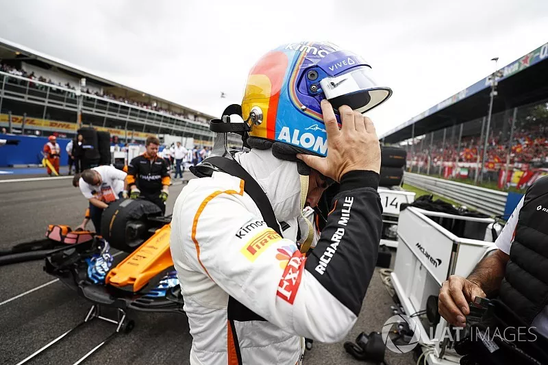 Fernando Alonso, McLaren, on the grid