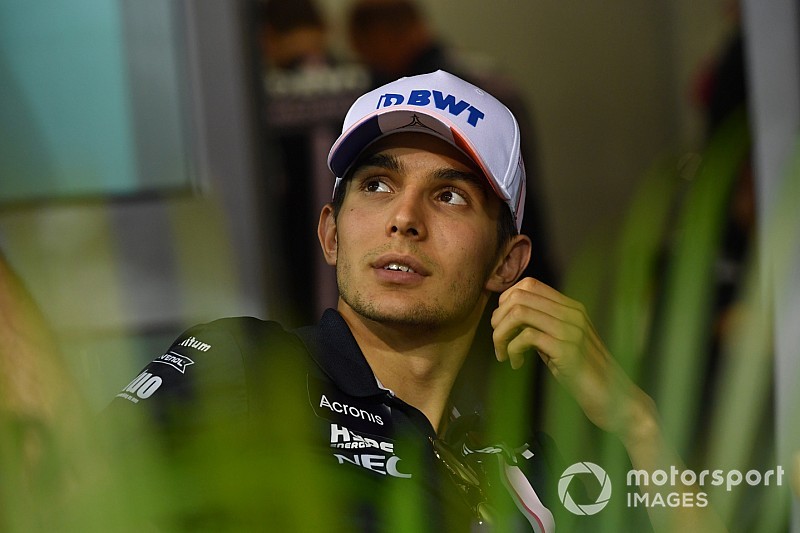 Mercedes : Pas