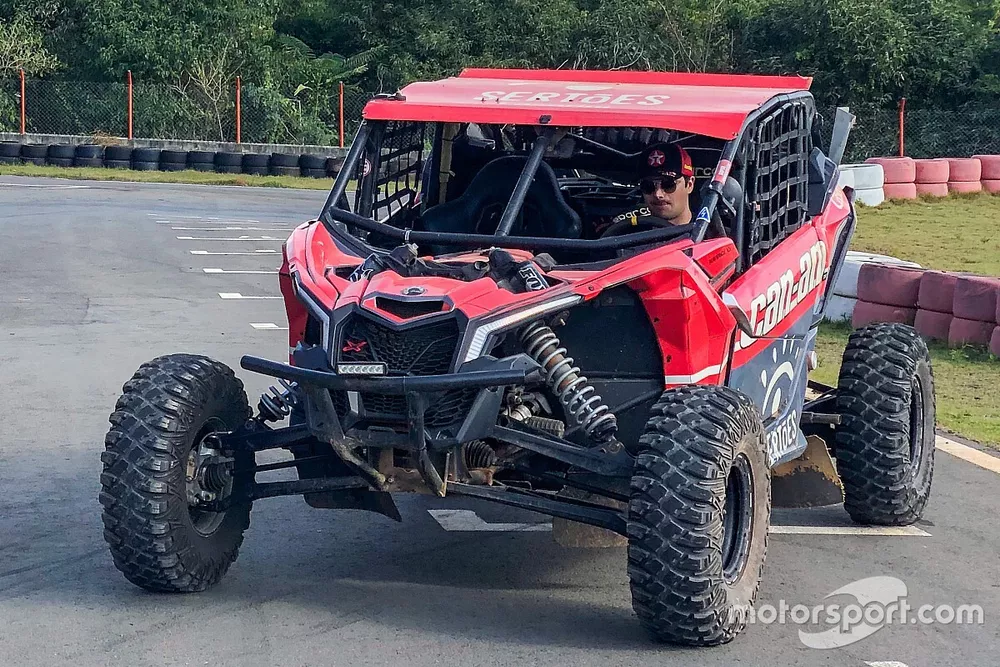 Nelsinho Piquet em UTV da Can-Am