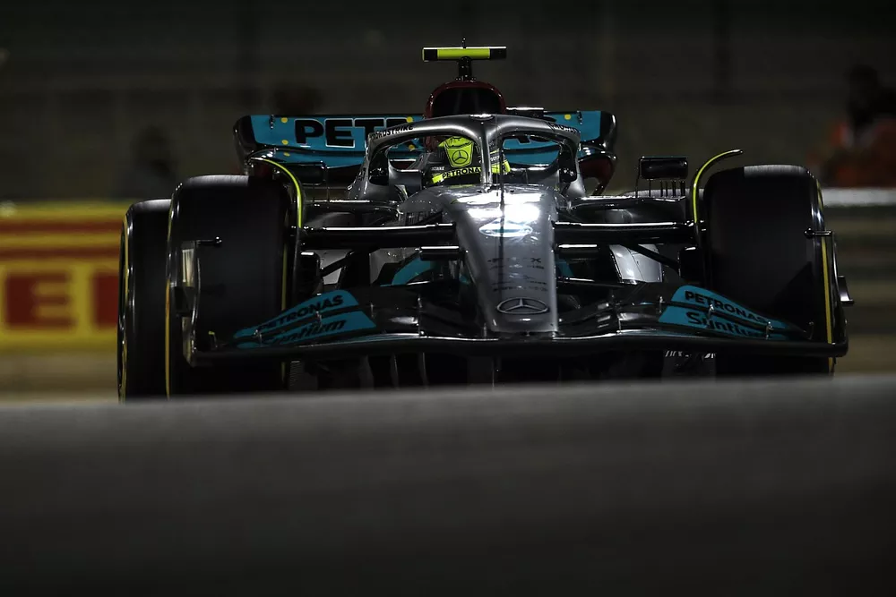 Lewis Hamilton, Mercedes W13
