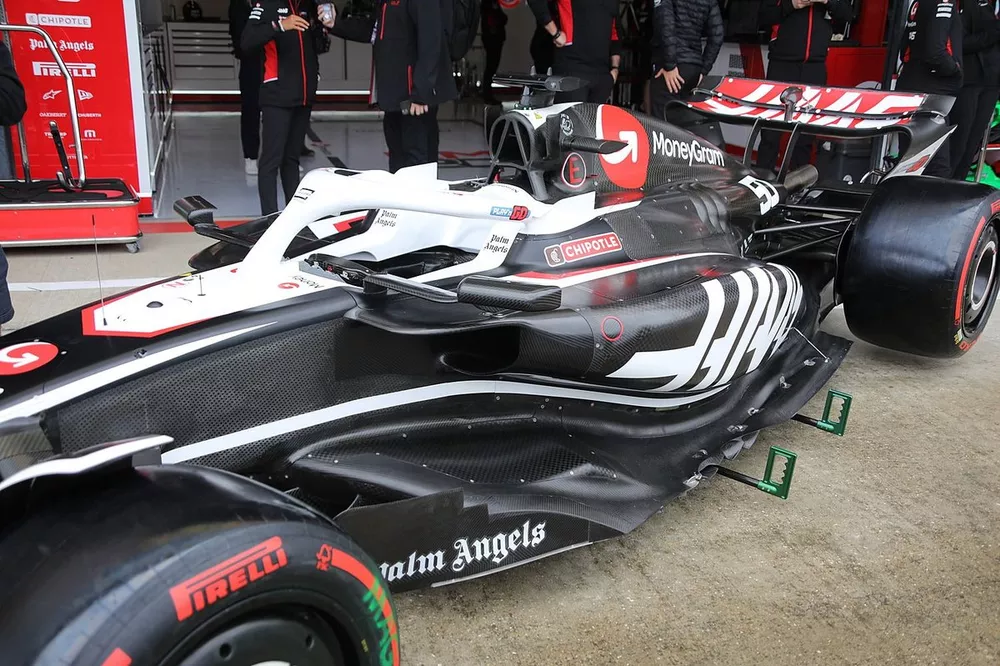 Dettaglio tecnico Haas VF-24