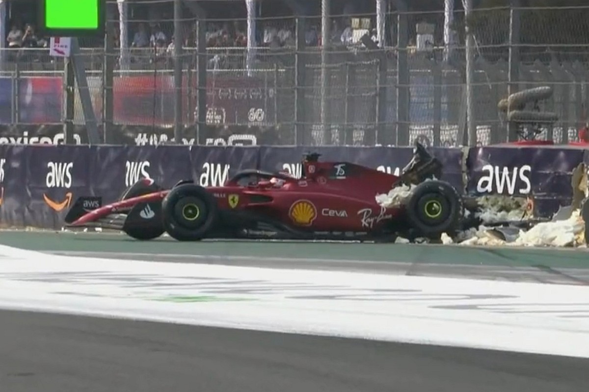 VIDEO Leclerc con problemas en México tras fuerte choque