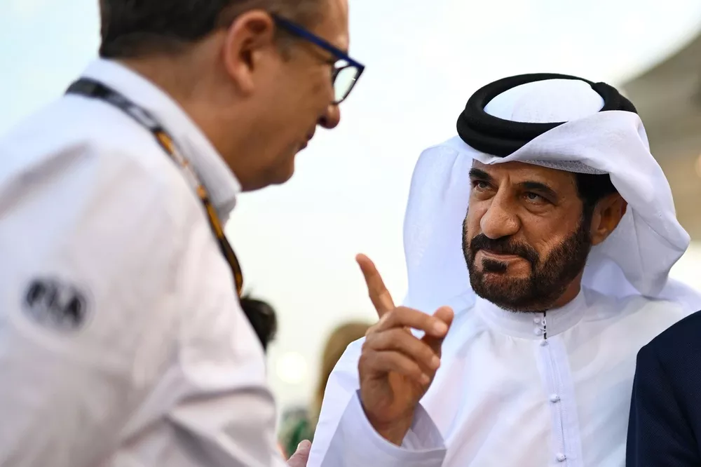 محمد بن سُليّم، رئيس الاتّحاد الدولي للسيارات نيكولاس تومبازس
