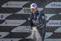 Fraga sobe no pódio e Blau sai de Cascavel como maior pontuadora da Stock Car
