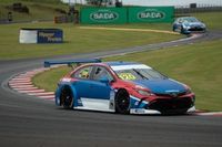 Stock Car: Estreante Vitor Baptista lidera primeiro treino no Velocitta