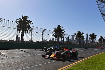 Mercedes nota a un Red Bull "muy diferente" tras el avance de Honda