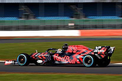 Галерея: усі боліди Red Bull у Формулі 1