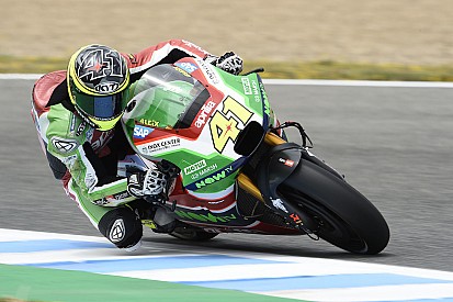 Espargaró réclame des progrès au niveau du pneu avant