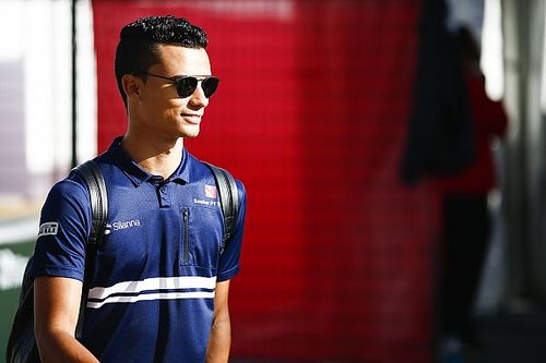 Wolff : “Wehrlein seguirá formando parte de la familia Mercedes”