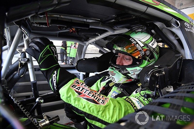 Kyle Busch, Joe Gibbs Racing, Toyota Camry Interstate Batteries