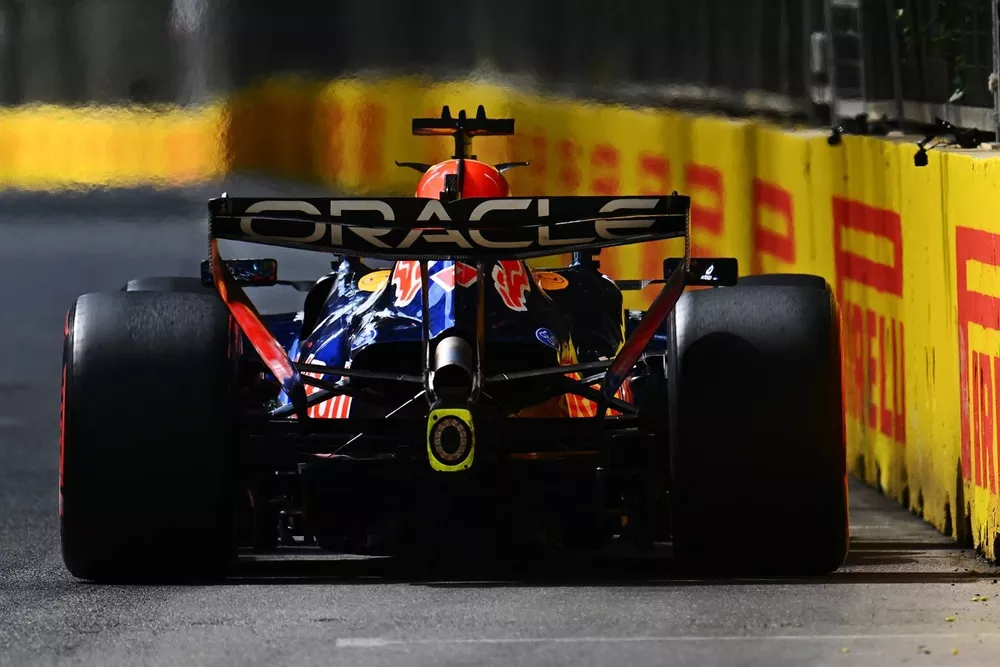 Combustion Problems Verstappen reveals why Red Bull's engine problem in Baku was different ...
