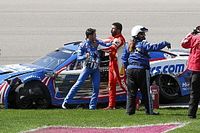 NASCAR: Bubba Wallace briga com Larson em etapa de Las Vegas; veja vídeo
