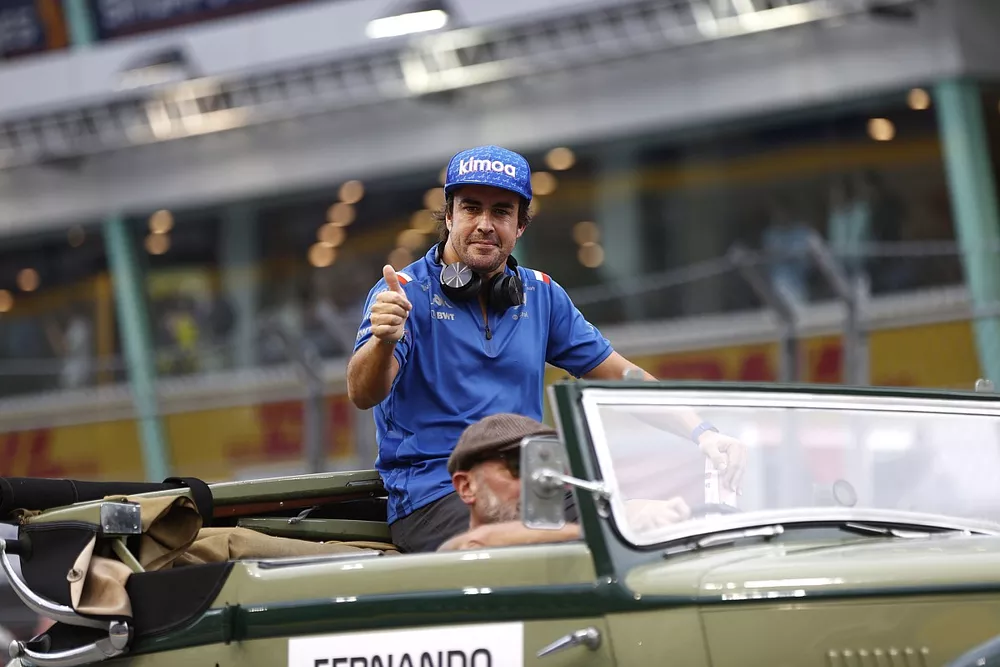 Drivers parade, Fernando Alonso, Alpine F1 Team