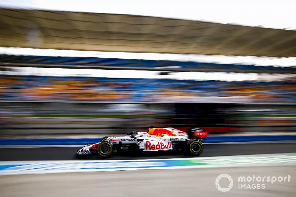 Max Verstappen, Red Bull Racing RB16B