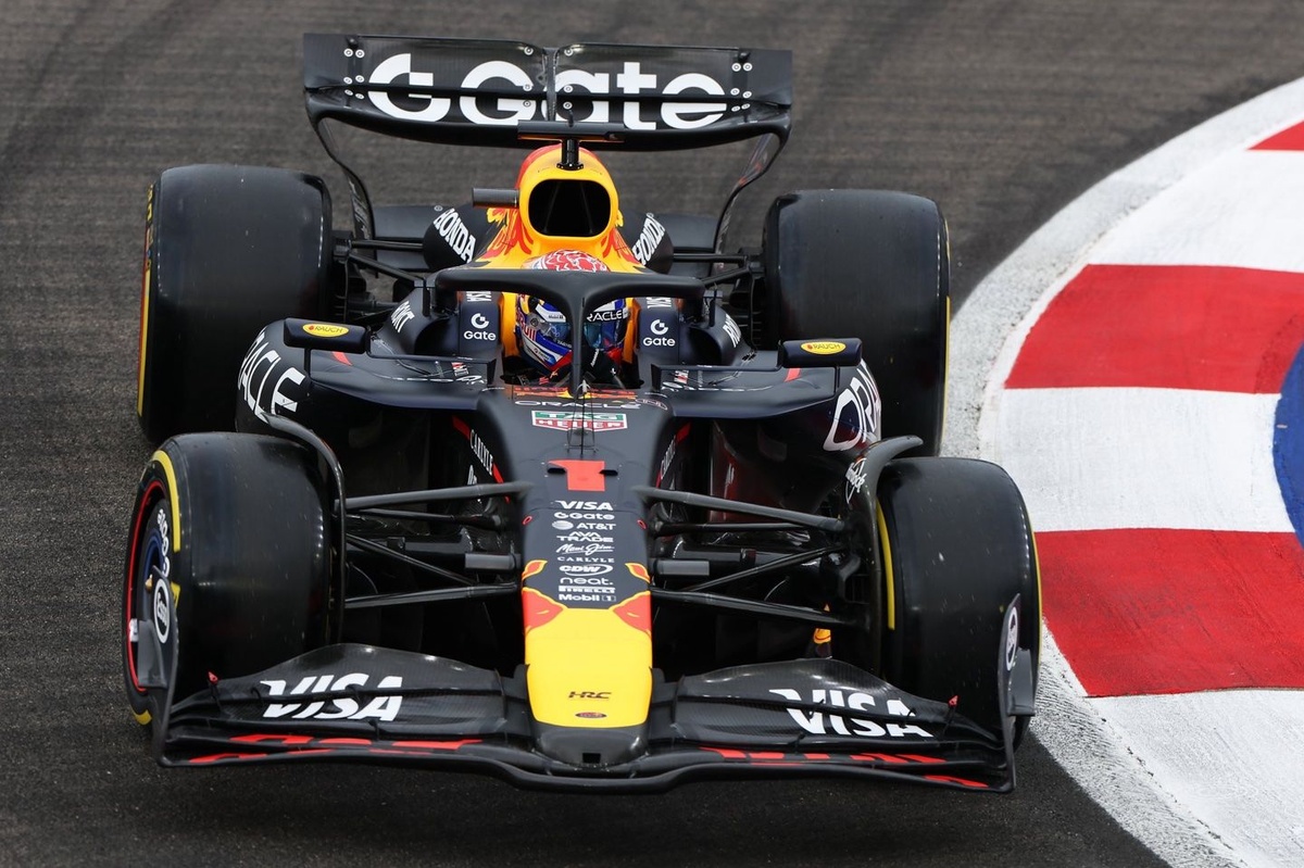 F1 | Singapore, Libere 3: Max di un soffio su Piastri. Ferrari lontane