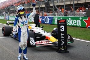 Hadjar admite que no estaba preparado para lo que ocurre despu&eacute;s de un podio de F1