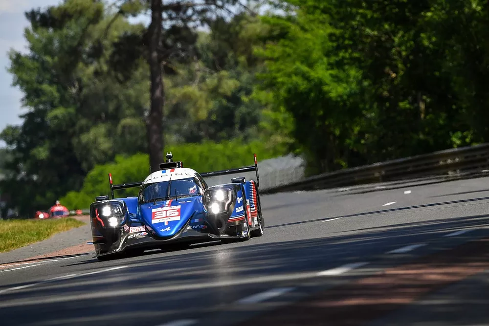 #36 Alpine Elf Team Alpine A480 - Gibson LMP1 di André Negrao, Nicolas Lapierre, Matthieu Vaxiviere