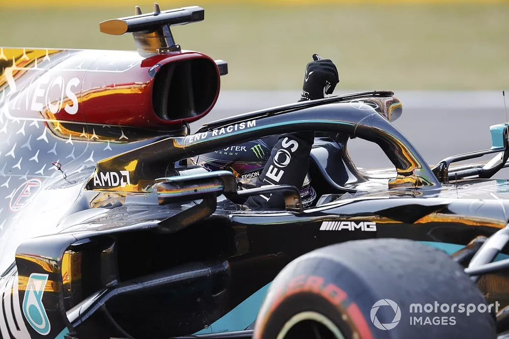 Race Winner Lewis Hamilton, Mercedes-AMG F1