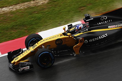 Sirotkin, Renault ve Williams'ı kıyaslamak istemiyor