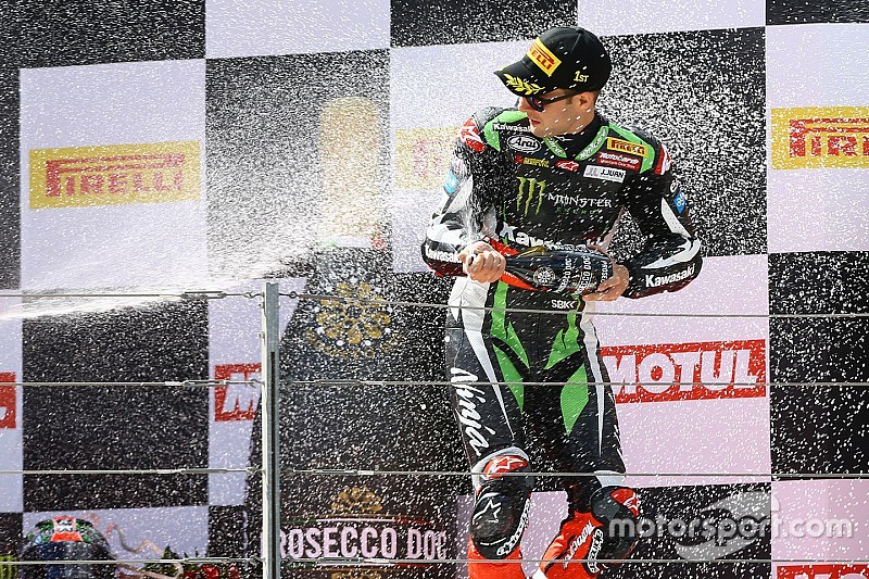 Jonathan Rea n'en perd pas une !