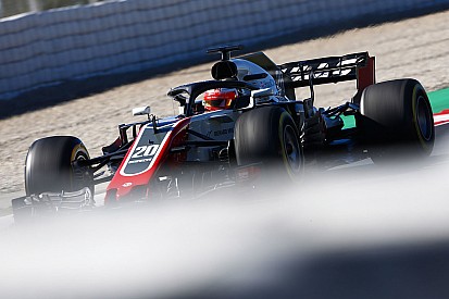Fotogallery: la Haas VF-17 nei Test 2 di F.1 a Barcellona