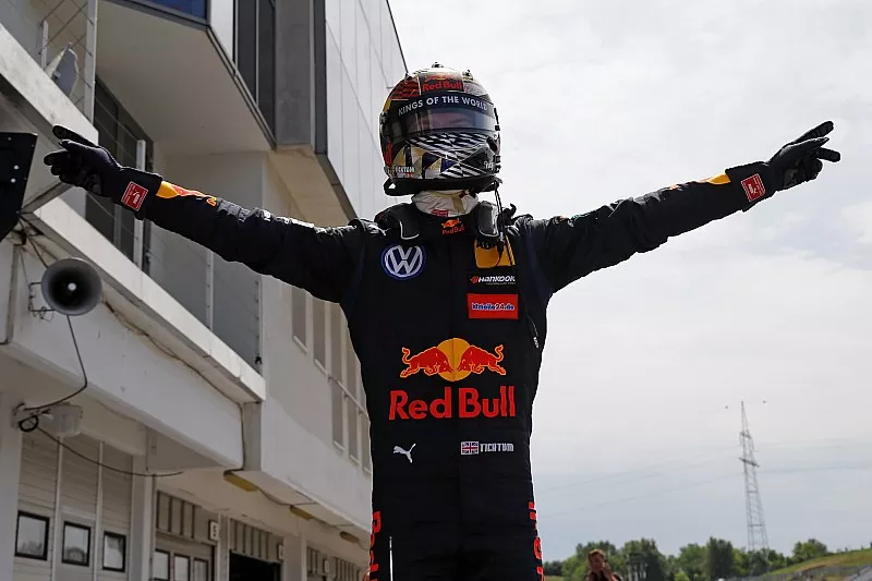 Winnaar Dan Ticktum, Motopark Dallara F317 - Volkswagen