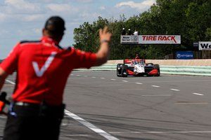 C&oacute;mo Power logr&oacute; en Road America uno de sus triunfos m&aacute;s especiales en IndyCar