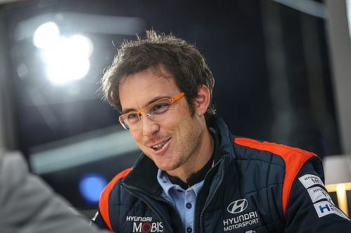 Neuville potrzebuje wsparcia