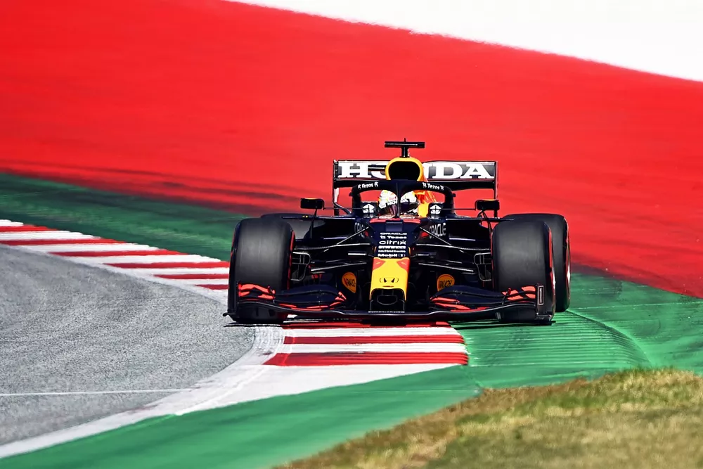 Max Verstappen, Red Bull Racing RB16B