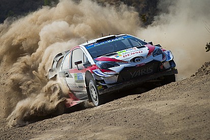 Meksika Rallisi: Meeke, liderliğe yükseldikten sonra lastik patlattı