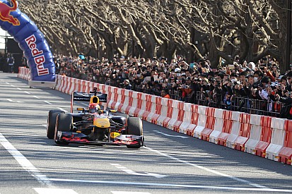 Bildergalerie: Formel-1-Showrun in Tokio