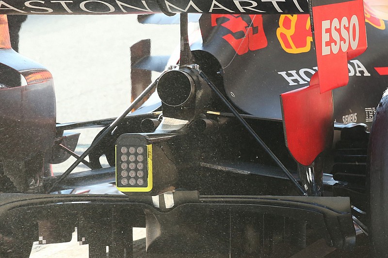 Tecnica Red Bull: sulla RB15 sono riapparsi i due tiranti nel retrotreno