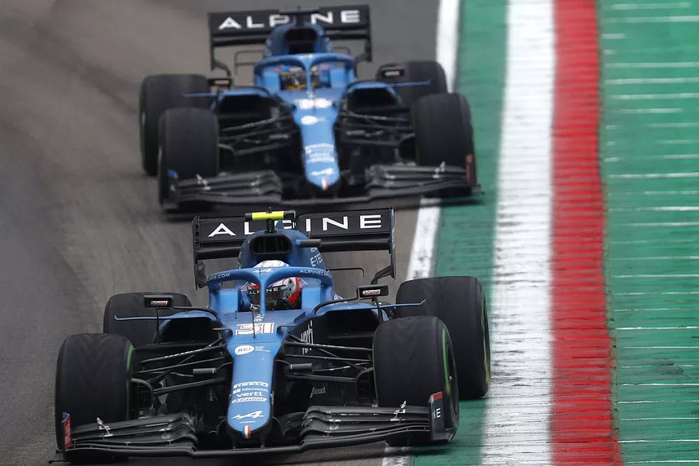 Esteban Ocon, Alpine A521, Fernando Alonso, Alpine A521