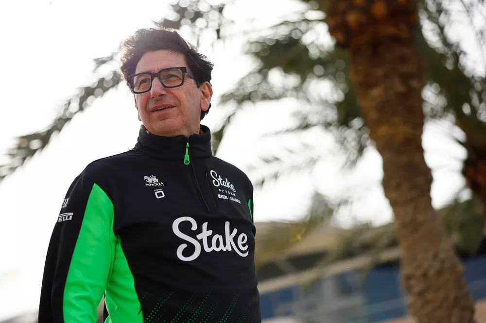 Mattia Binotto revela planos ambiciosos da Audi F1: 'folha em branco' para inovação até 2030