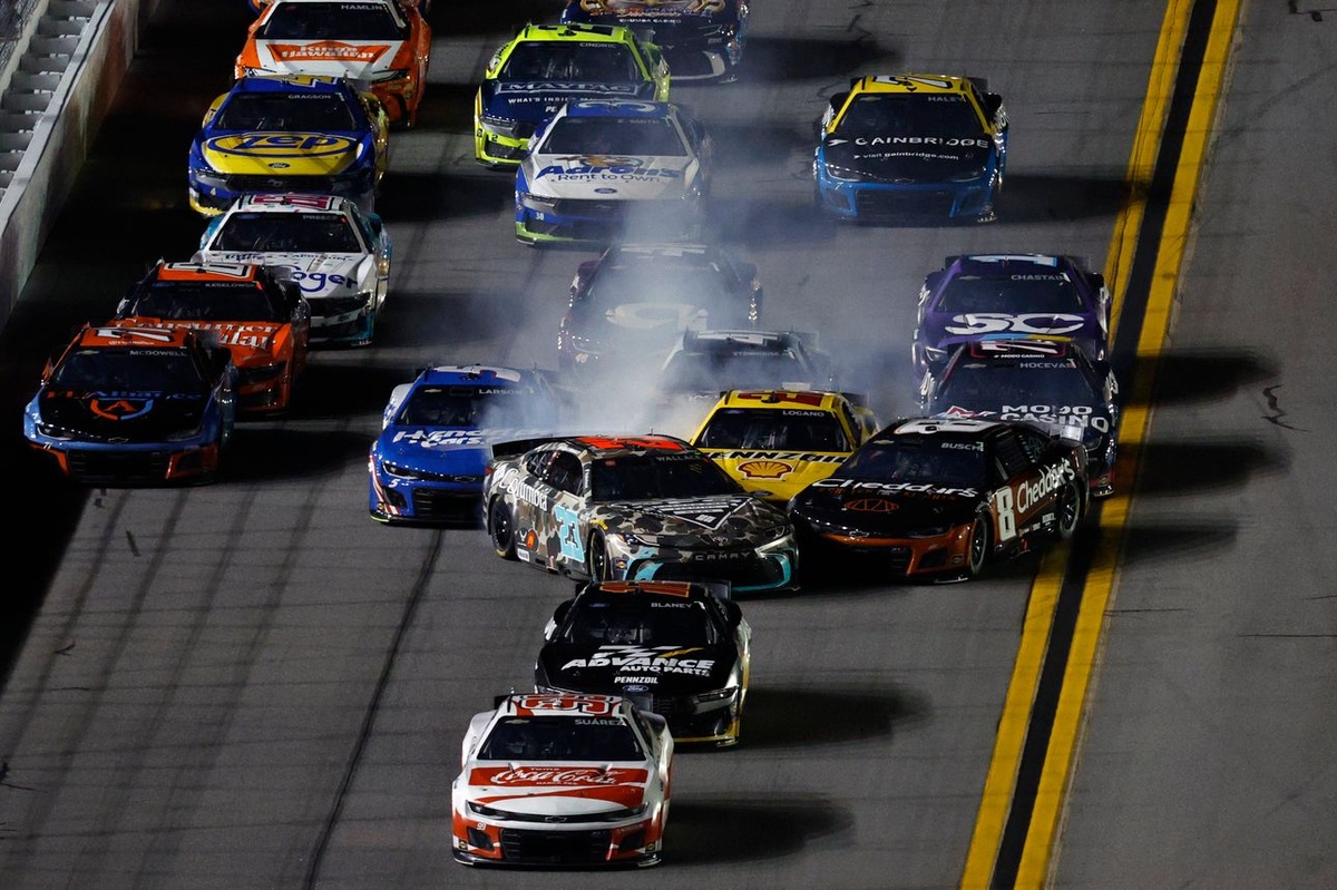 Bubba Wallace and others react: What caused early Daytona melee?
